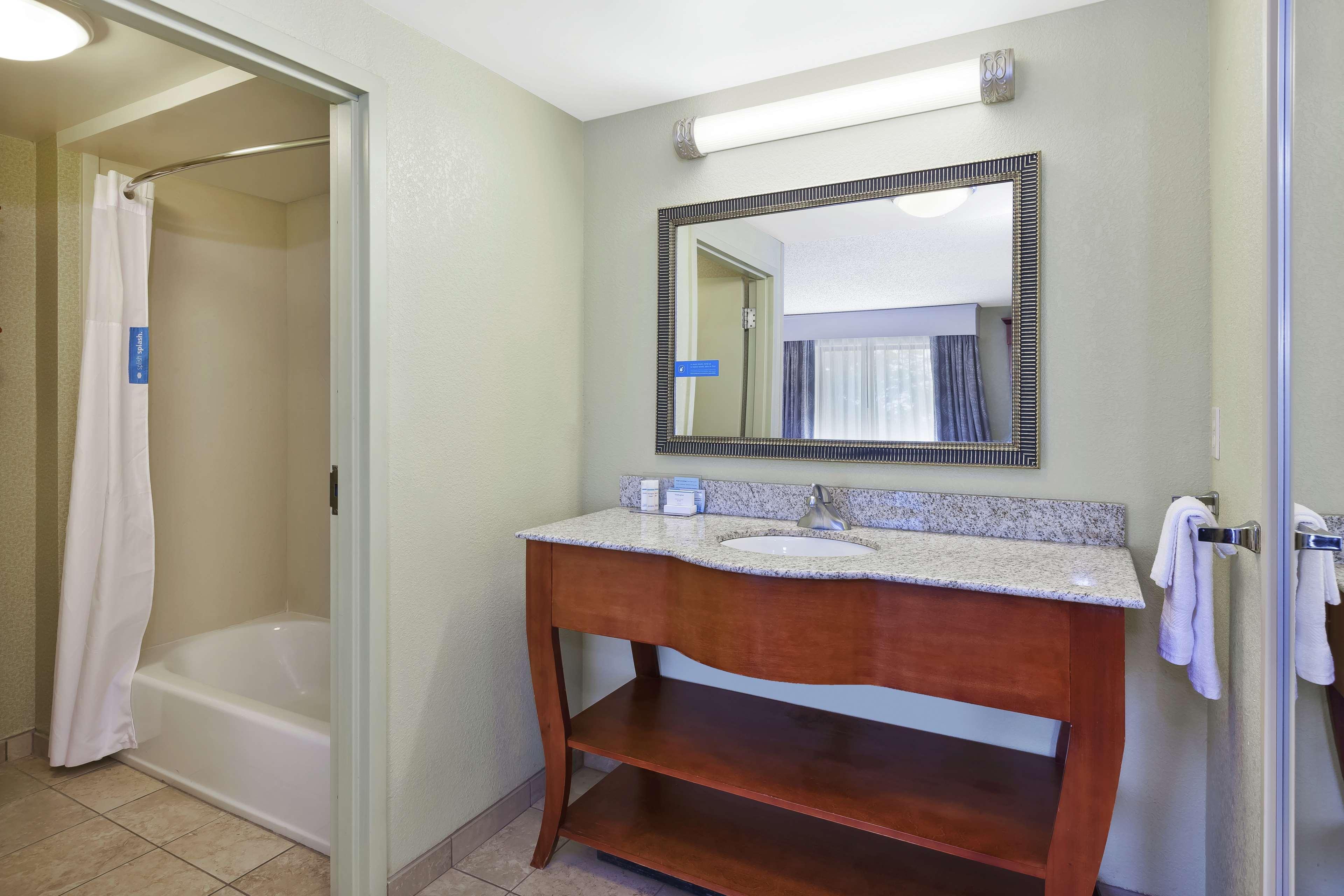 Hampton Inn & Suites Grand Rapids-Airport 28Th St Cascade Eksteriør billede