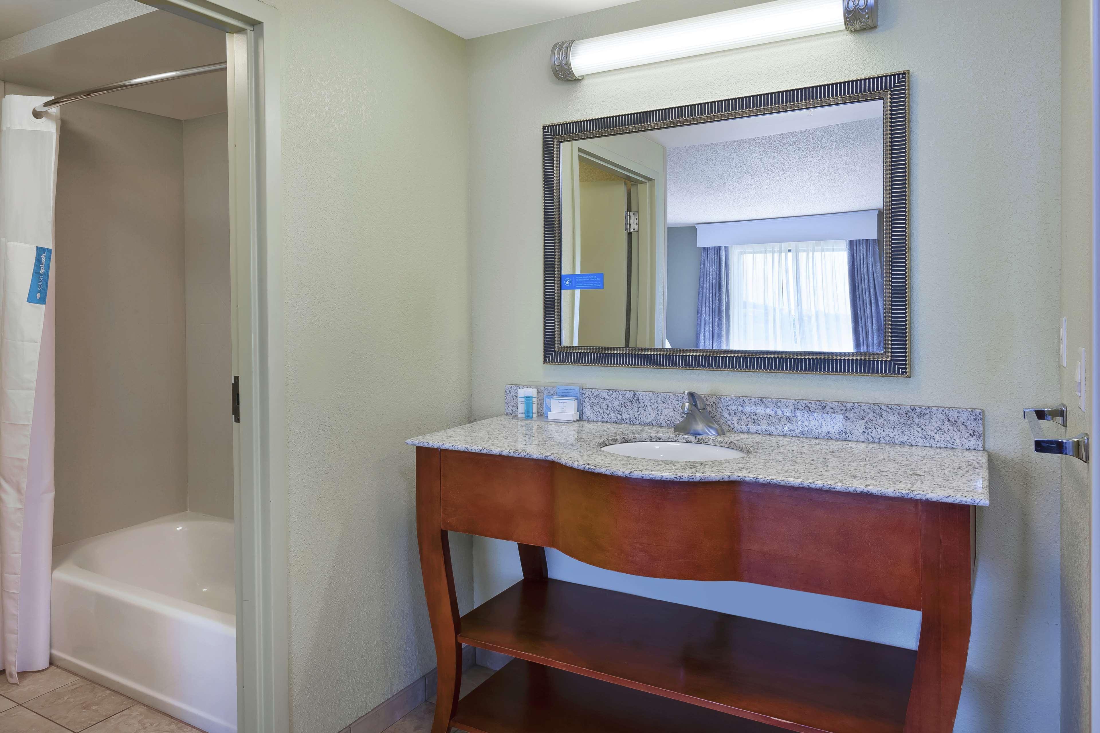 Hampton Inn & Suites Grand Rapids-Airport 28Th St Cascade Eksteriør billede