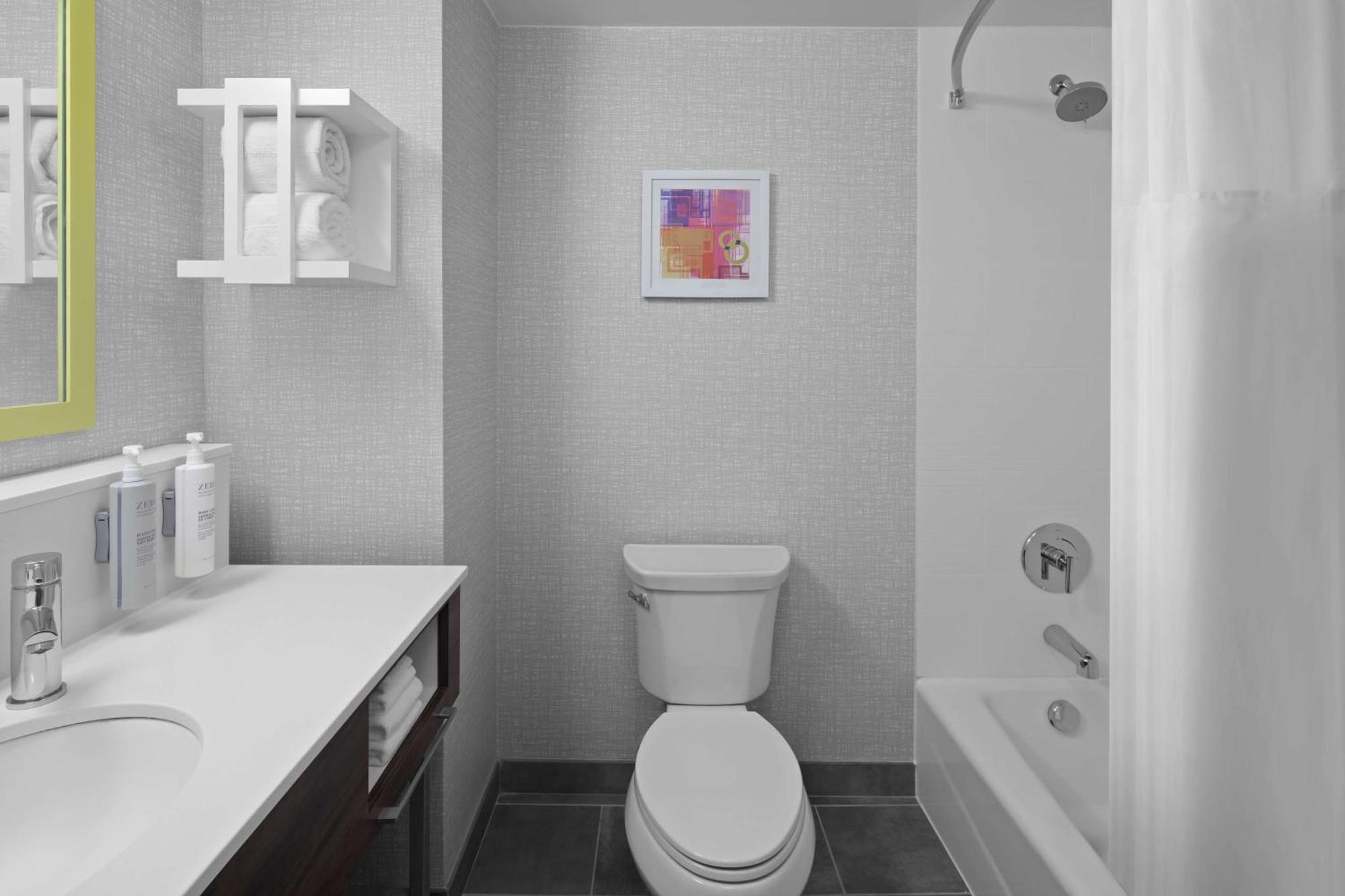 Hampton Inn & Suites Grand Rapids-Airport 28Th St Cascade Eksteriør billede