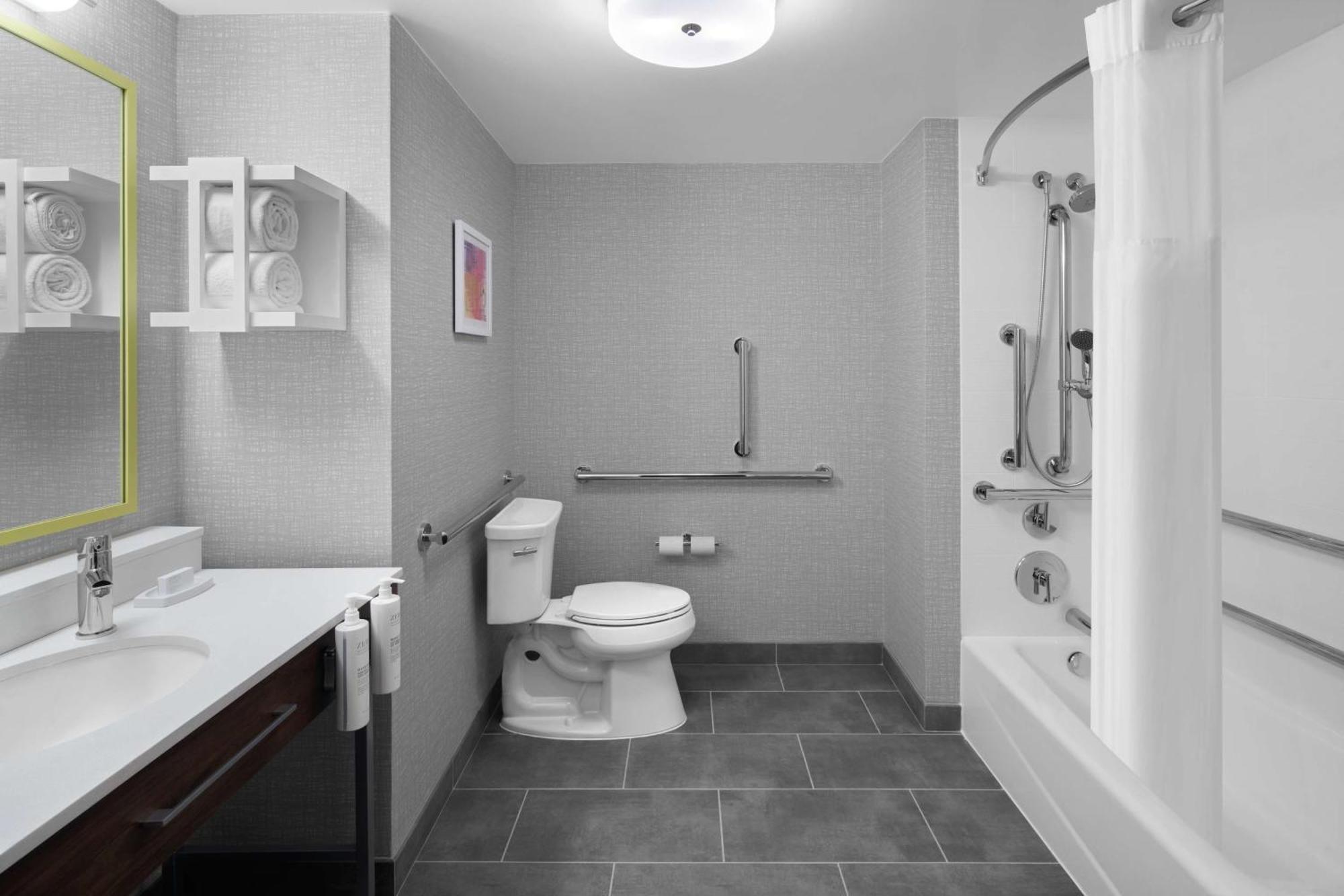 Hampton Inn & Suites Grand Rapids-Airport 28Th St Cascade Eksteriør billede