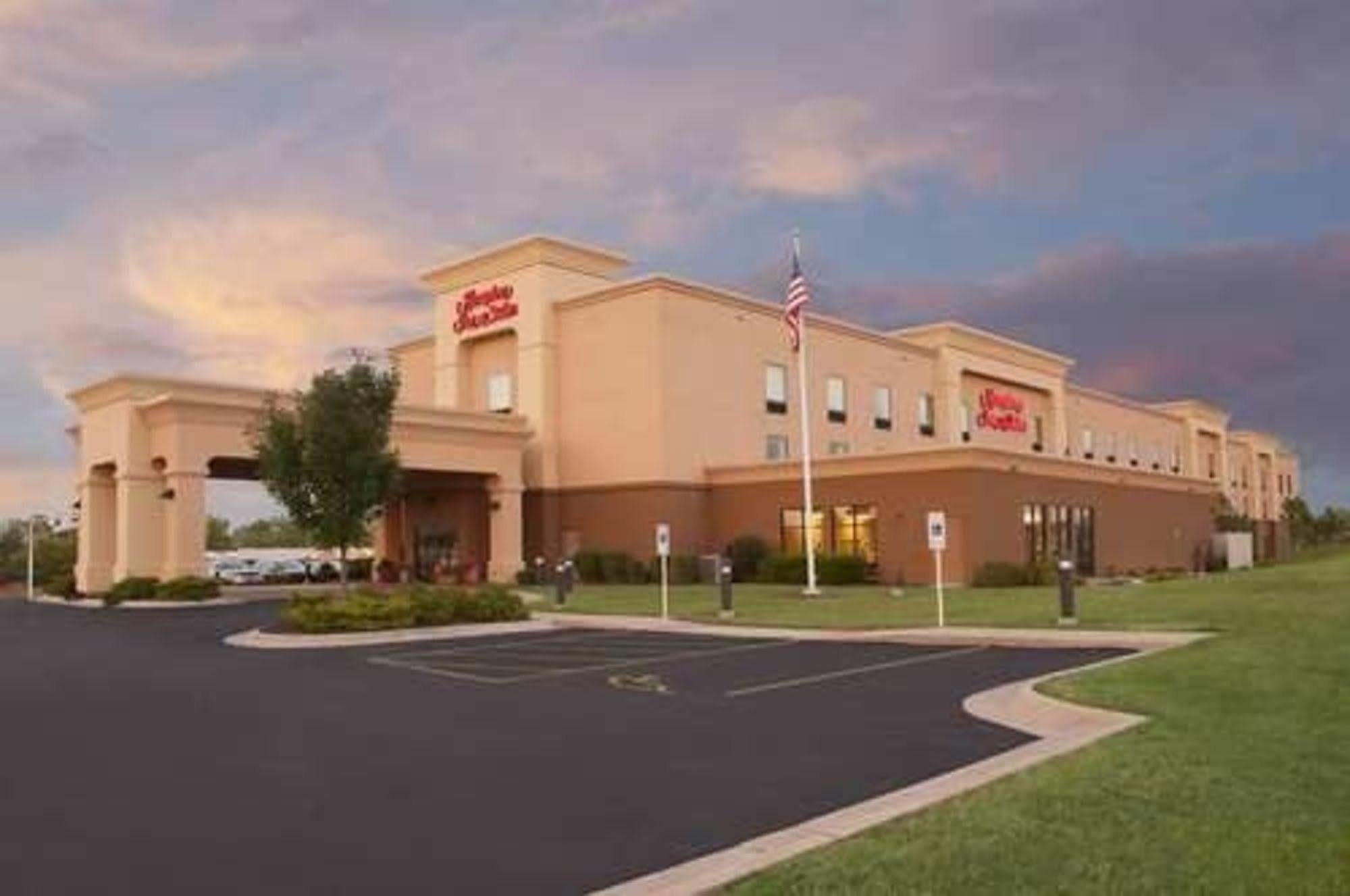 Hampton Inn & Suites Grand Rapids-Airport 28Th St Cascade Eksteriør billede